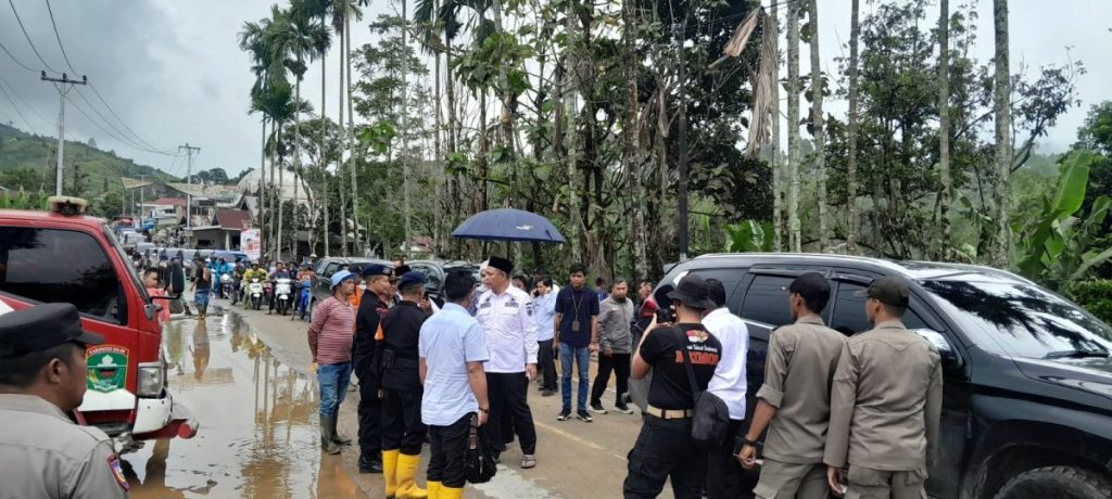 Pemkab Solok Komit Tangani Kerusakan Infrastruktur Akibat Bencana